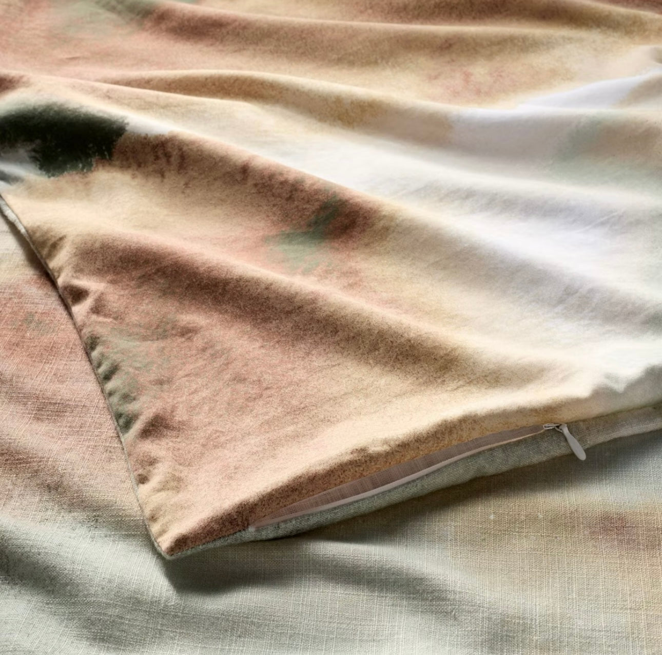 DUVET COVER de Mezcla de Lino Pesado con Estampado Acuarela Lavado | CASALUNA™
Ideal para camas Matrimonial y Queen