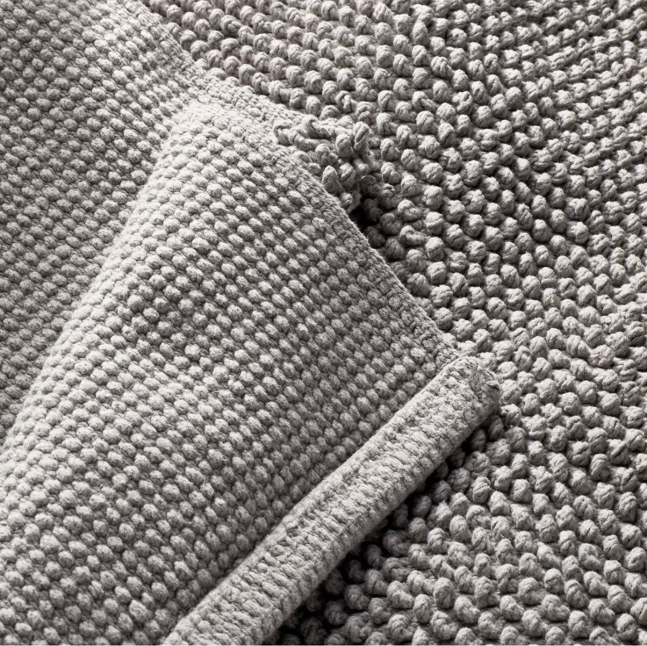 Alfombra de Baño Texturizada Gris | 100% Algodón | CASALUNA™