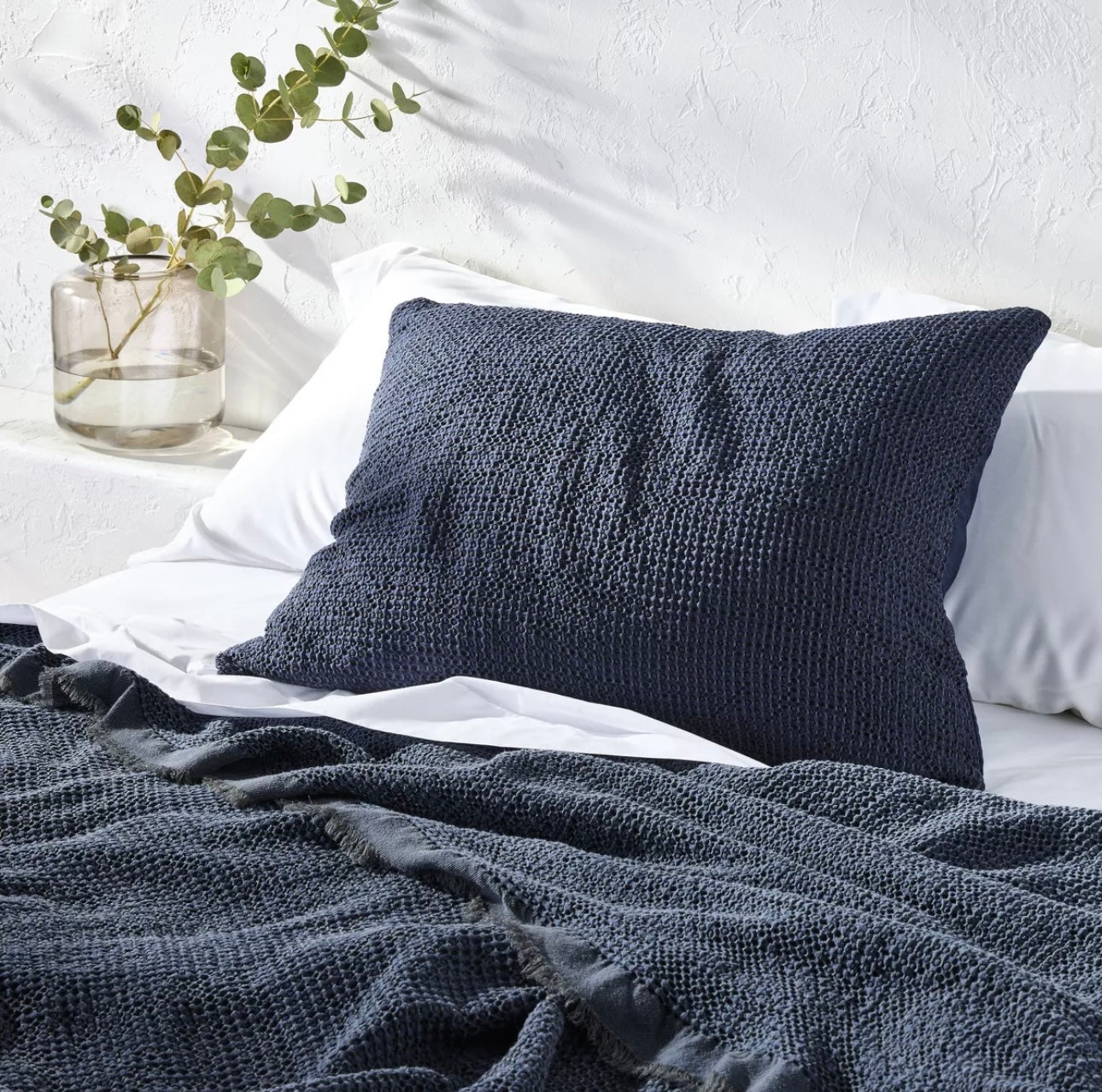 Coverlet Texturizado + Fundas de Almohada | Dark Mineral Blue | CASALUNA™ Ideal para camas Matrimonial y Queen