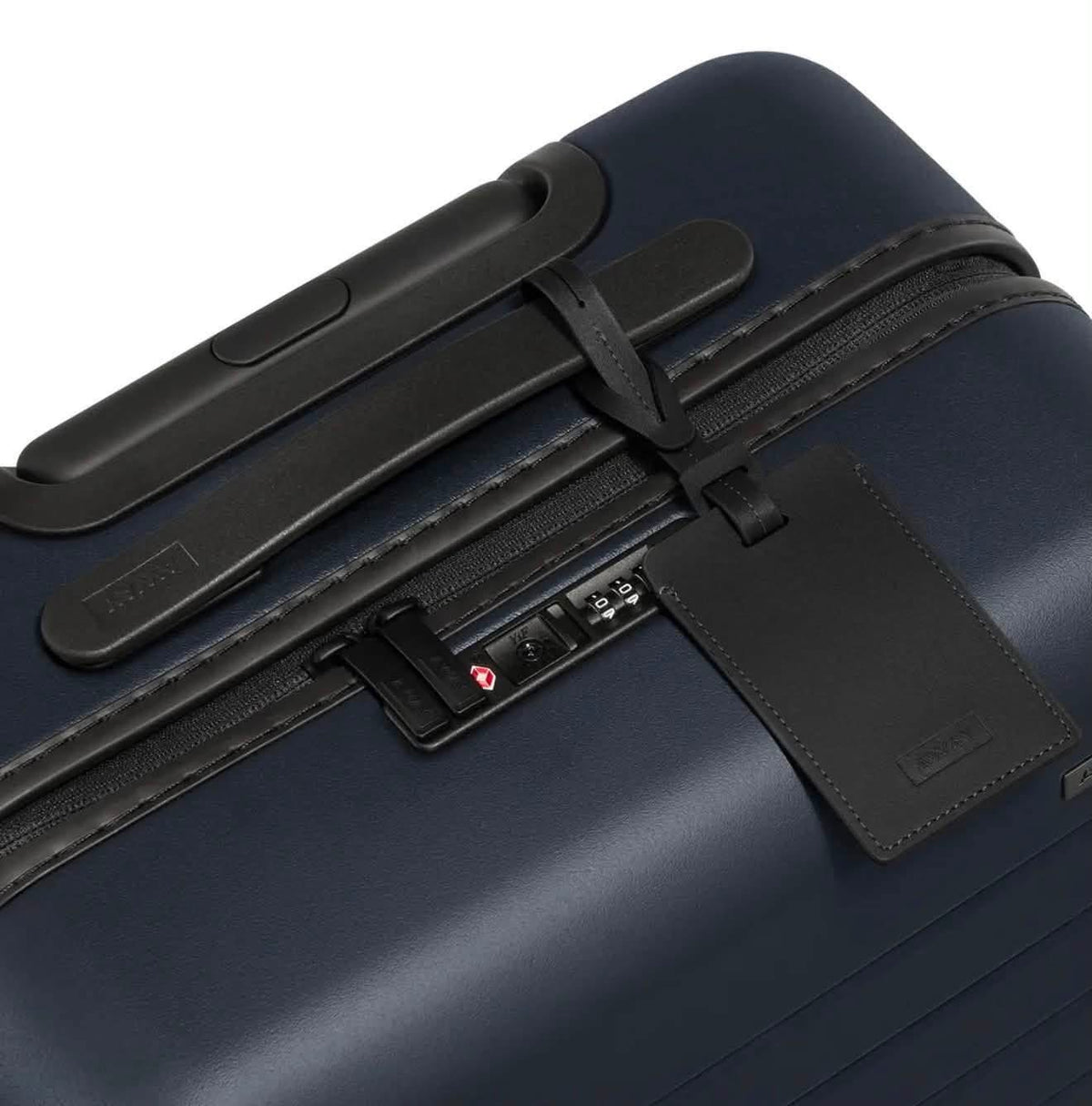 AWAY Carry-On | Azul Marino