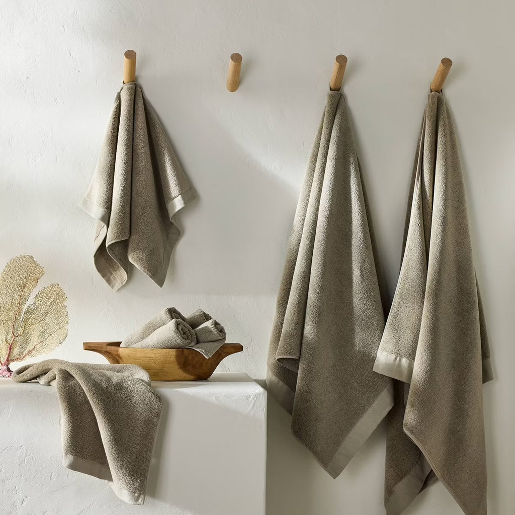 Set de 2 Toallas de Mano Tono Olivo | Algodón y Modal | CASALUNA™