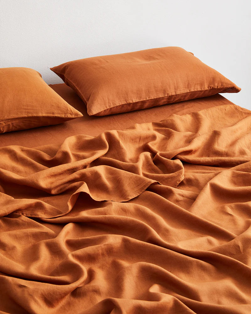 Cal King sábana encimera tono Óxido | 100% lino francés | Bed Threads™