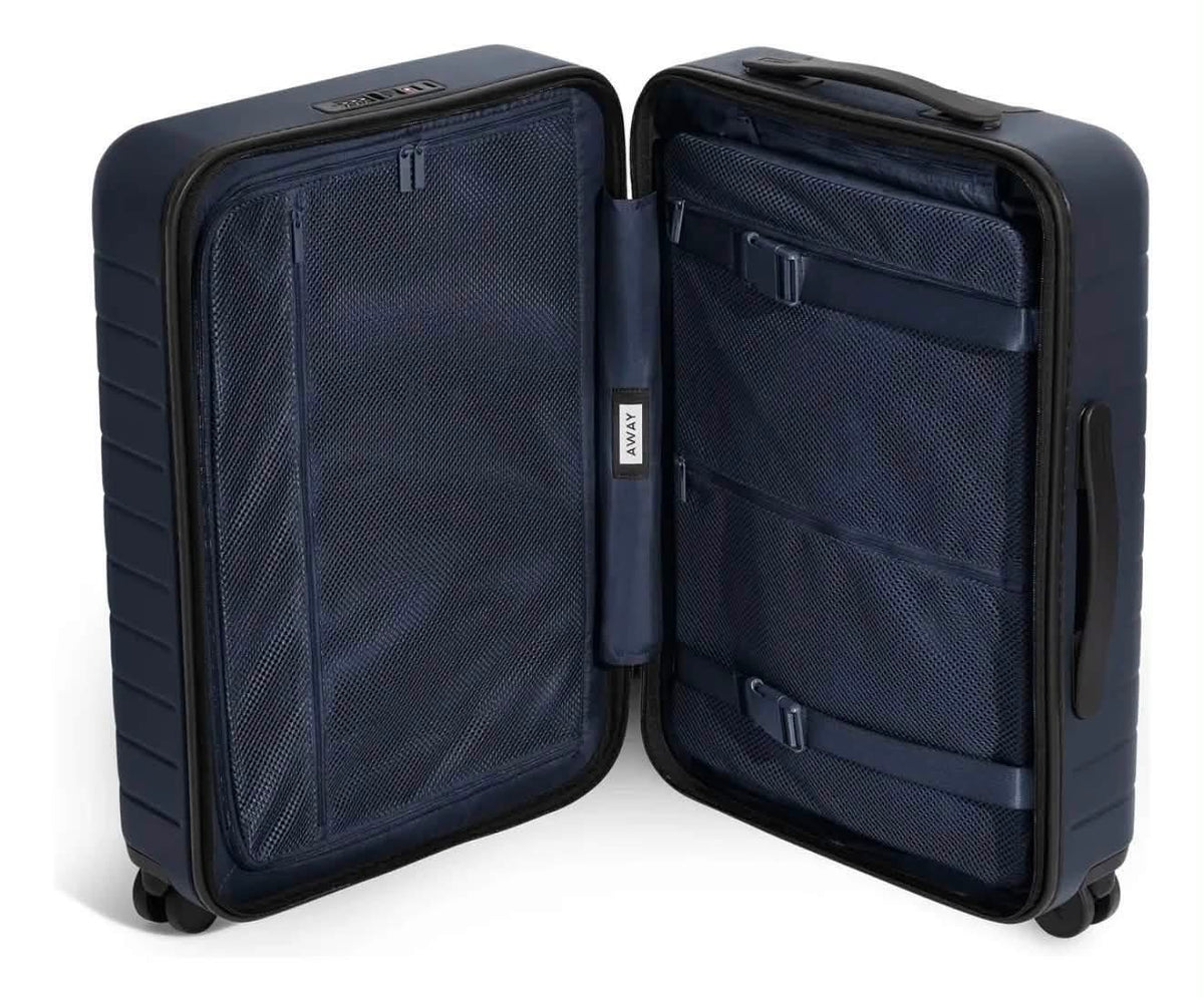 AWAY Carry-On | Azul Marino