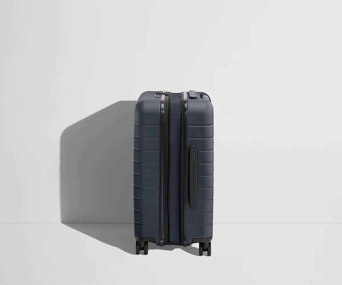 AWAY Carry-On | Azul Marino