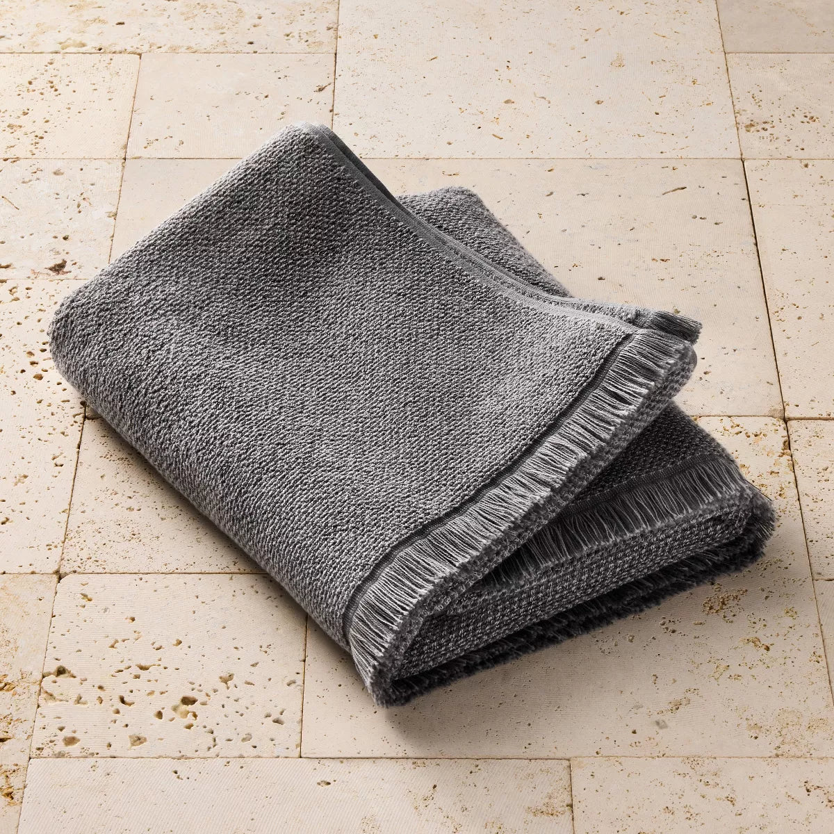 Toalla de Baño Texturizada Orgánica | 100% Algodón Tono Gris | CASALUNA™