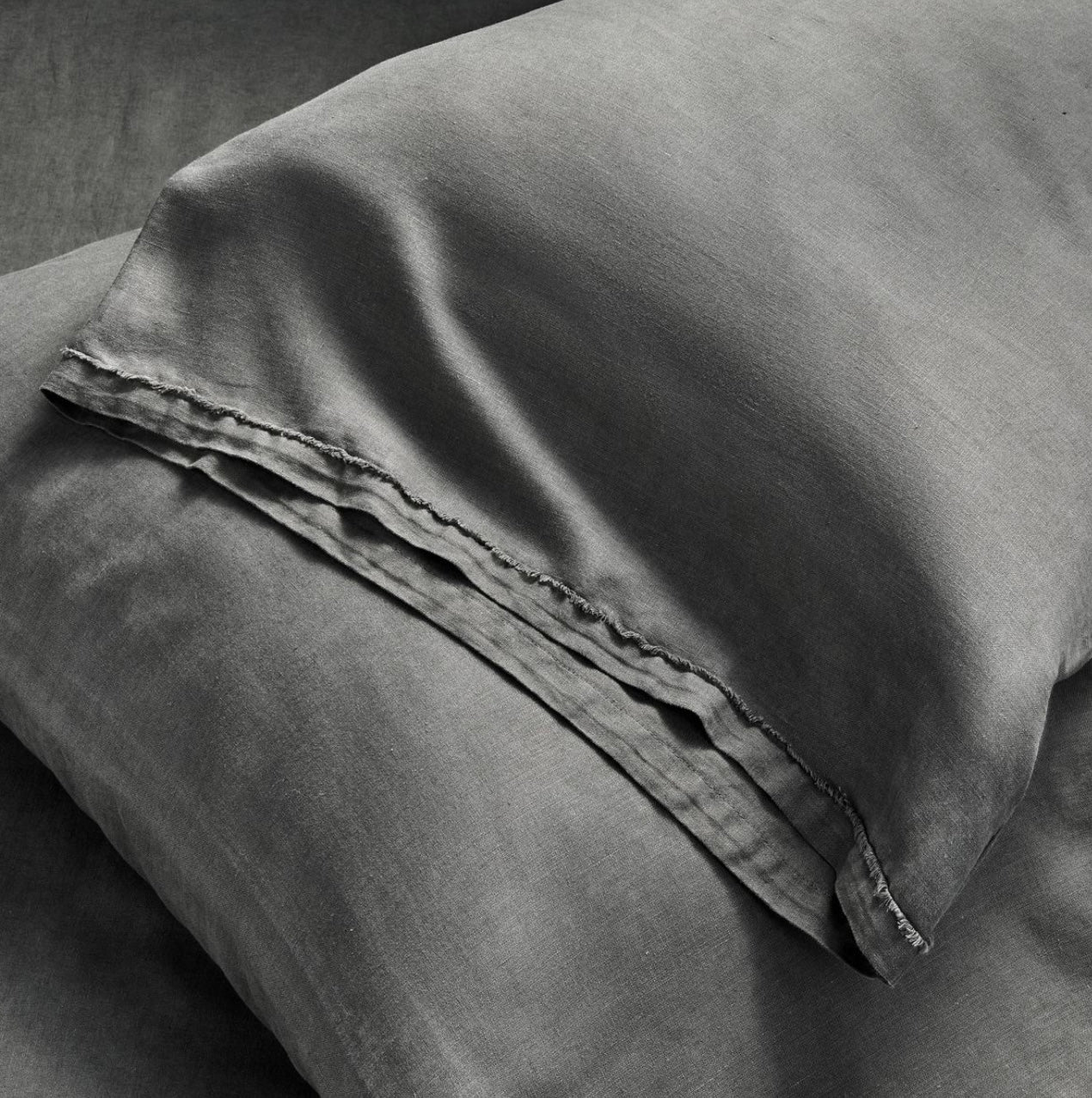 QUEEN Set de Sábanas 100% Lino | Dark Gray | CASALUNA™