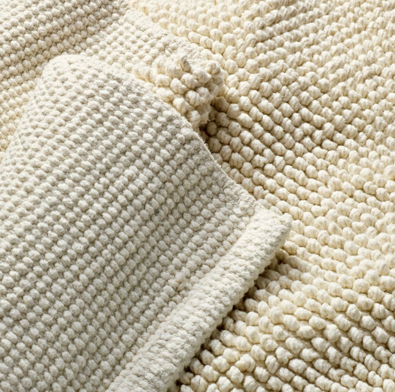 Alfombra de Baño Texturizada | 100% Algodón | CASALUNA™