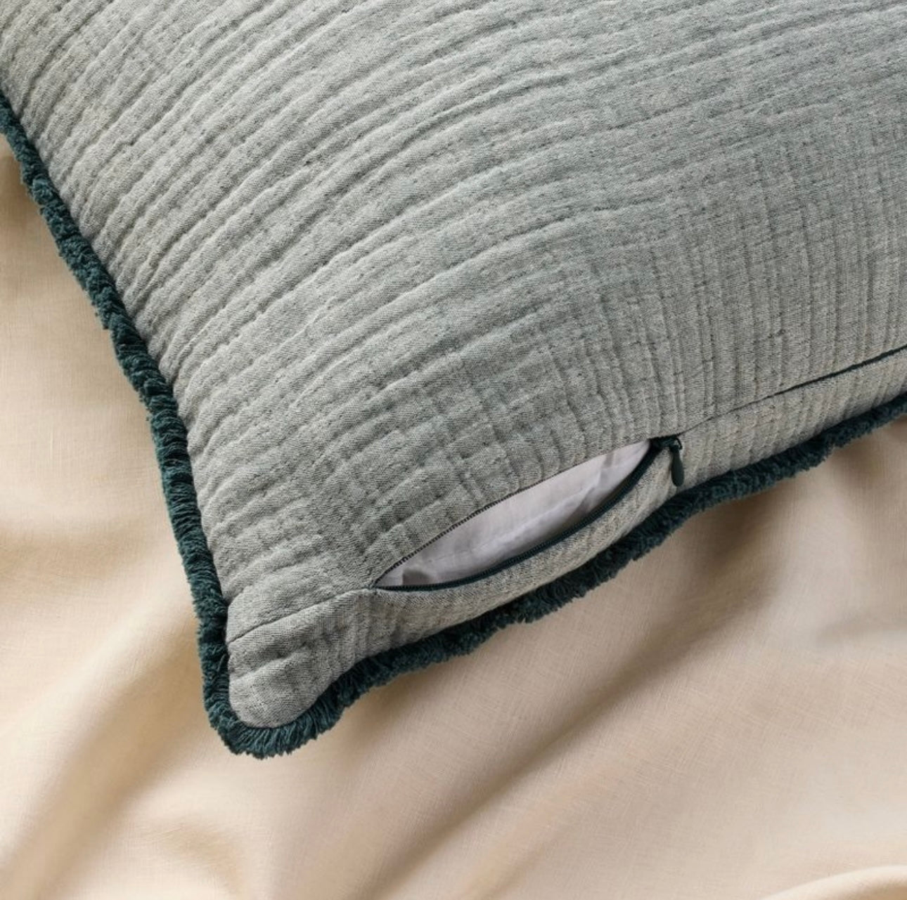 Cojines Decorativos Europeos | Algodón Chambray Texturizado | 66 x 66 cm | Juego de 2 | CASALUNA™