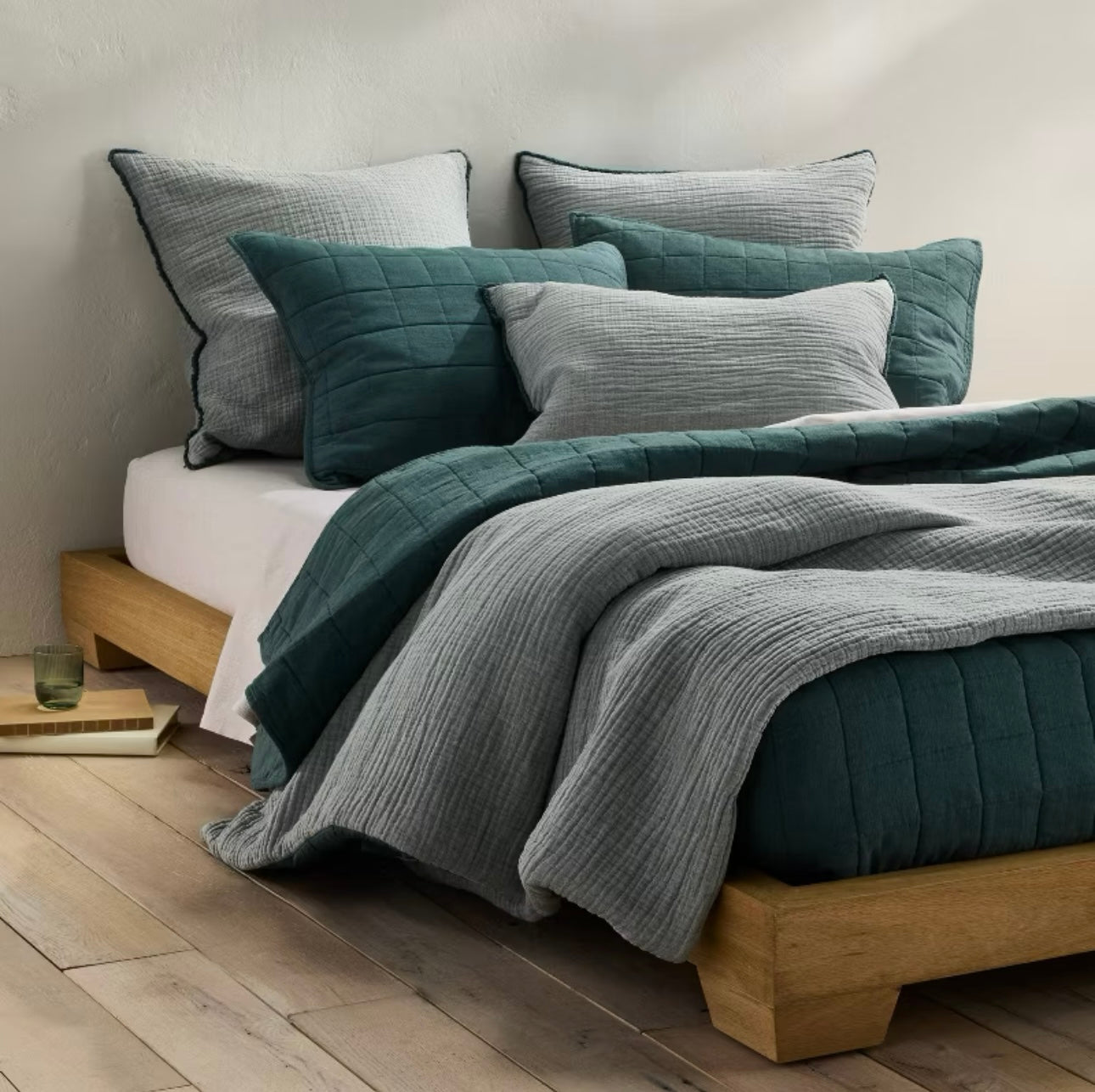 Cojines Decorativos Europeos | Algodón Chambray Texturizado | 66 x 66 cm | Juego de 2 | CASALUNA™