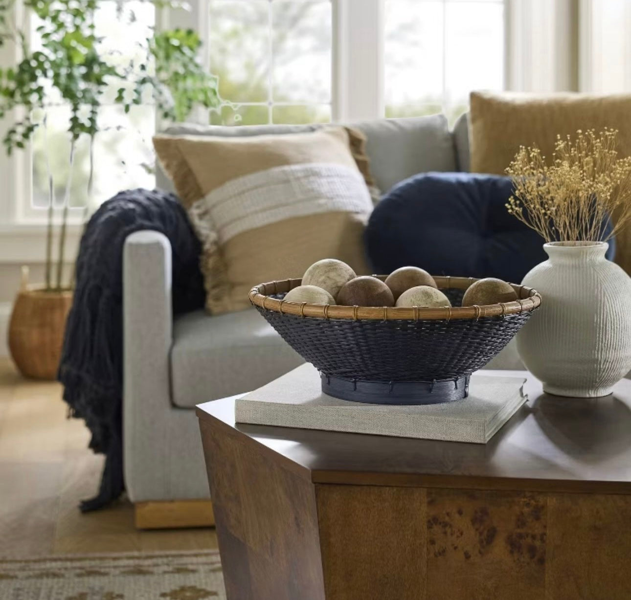 Cuenco Decorativo de Bambú Tejido | Diseño Elevado | THRESHOLD™ x Studio McGee