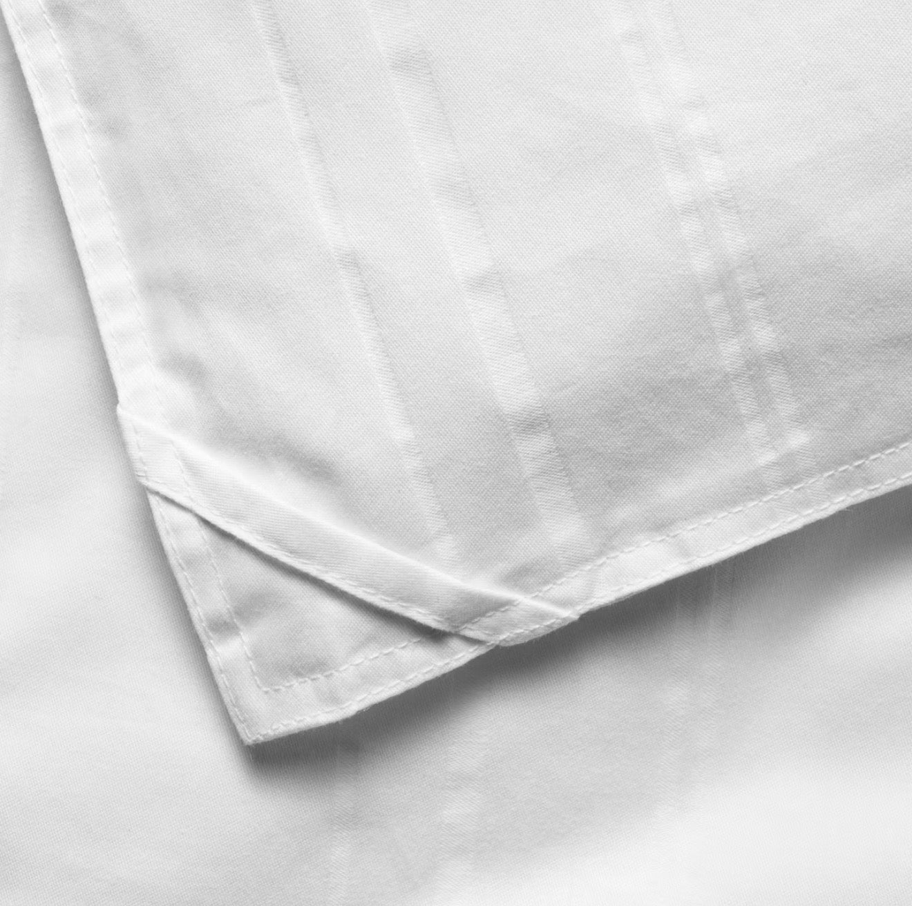 KING Premium Down Comforter | CASALUNA™