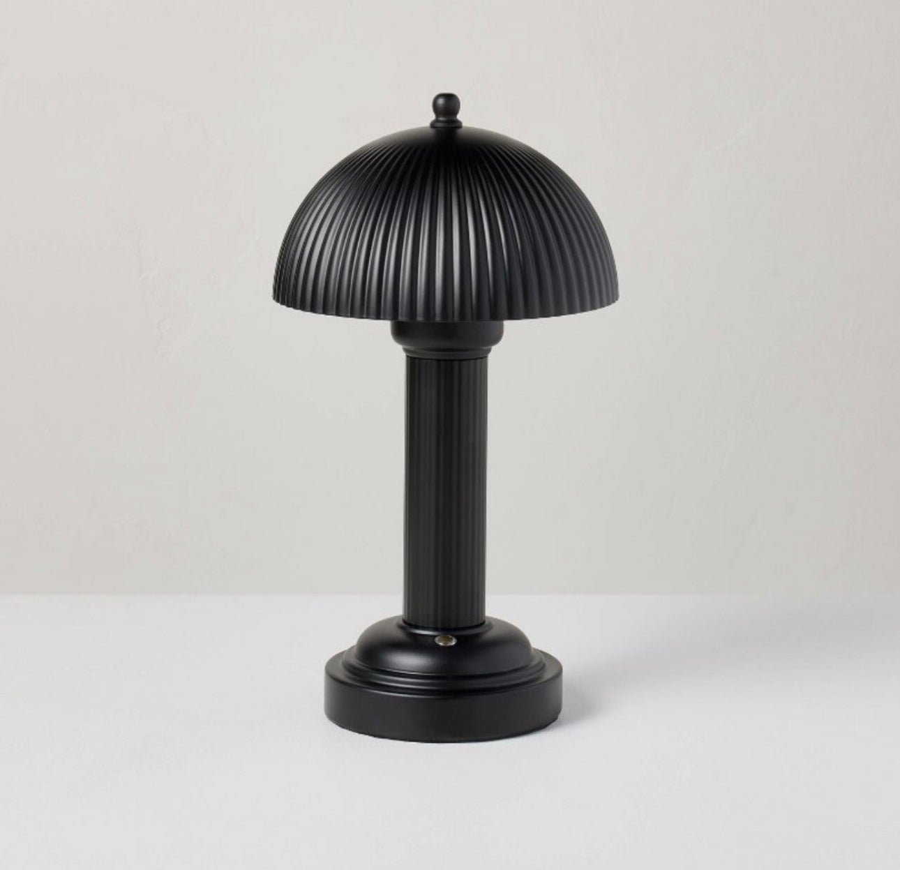 Lámpara Recargable de Mesa | Estilo Biblioteca | HEARTH & HAND™