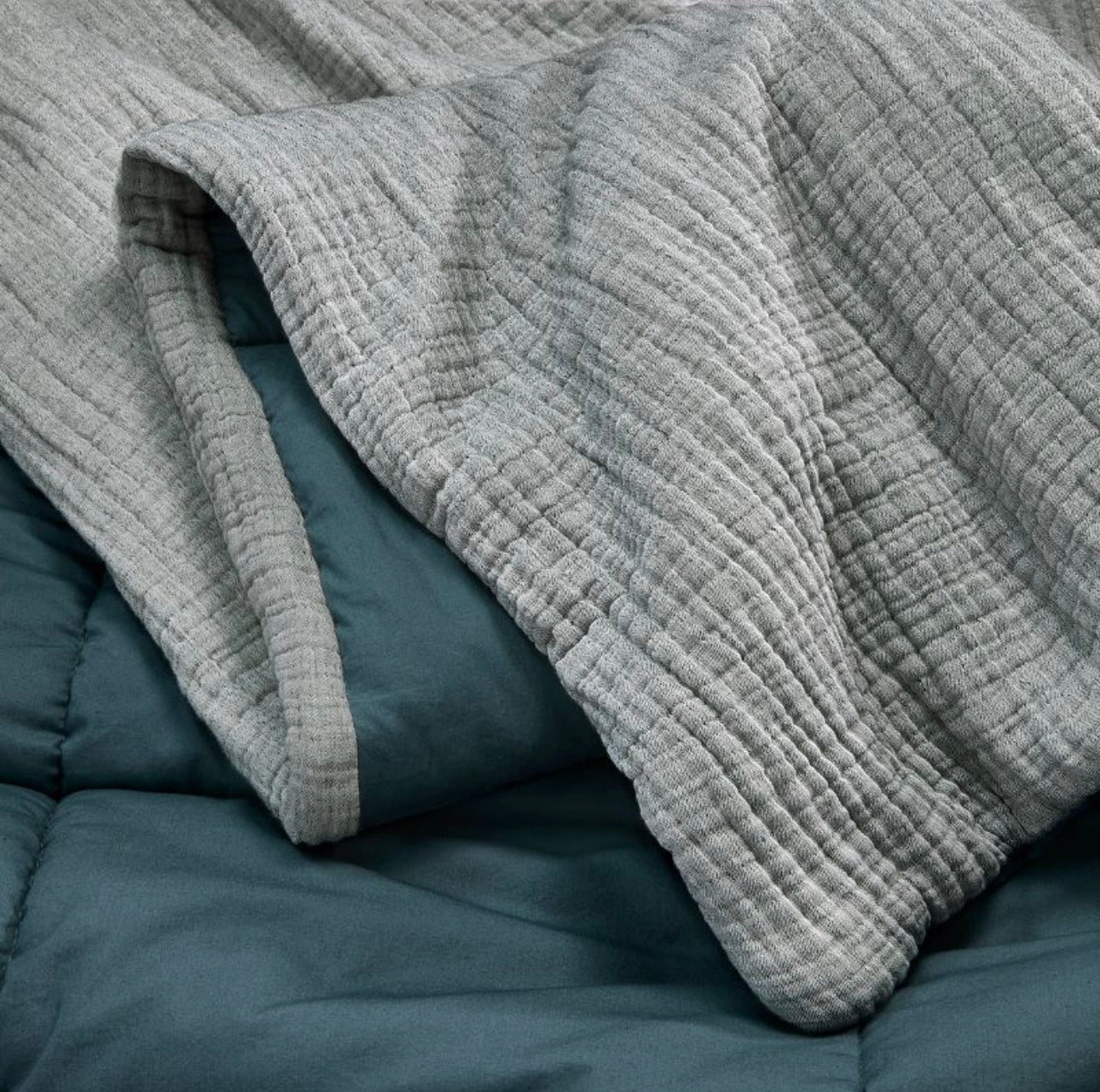 Juego de Edredón Texturizado Chambray | CASALUNA™ Ideal para camas King y Cal King