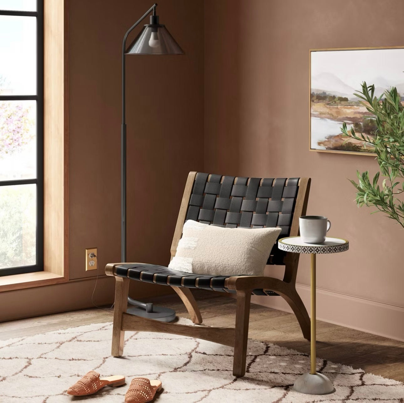 Lámpara de Piso Smoked Glass | Threshold™