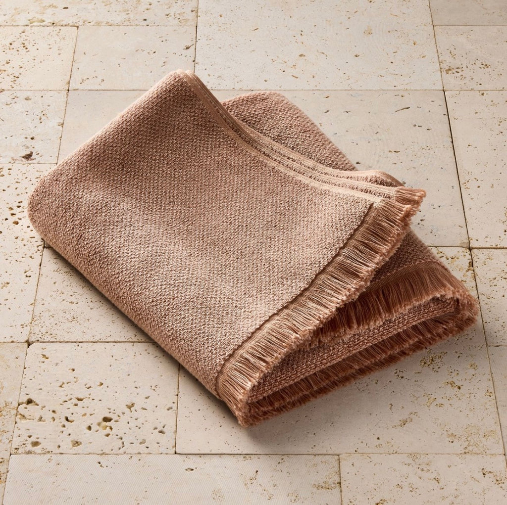 Toalla de Baño Texturizada Orgánica | 100% Algodón Tono Arcilla| CASALUNA™