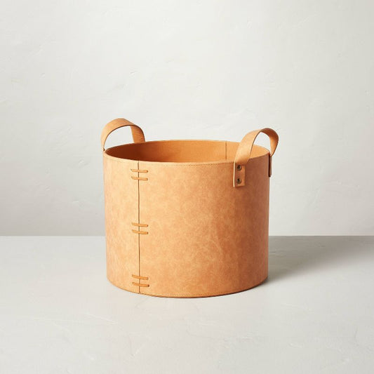 Canasto de Almacenamiento | Piel Sintética Marrón Camel | 40.6 cm | HEARTH & HAND™